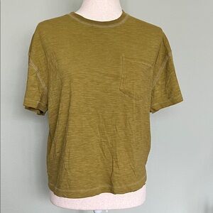 Universal Thread Olive Short Sleeve Pocket Tee - Women's
